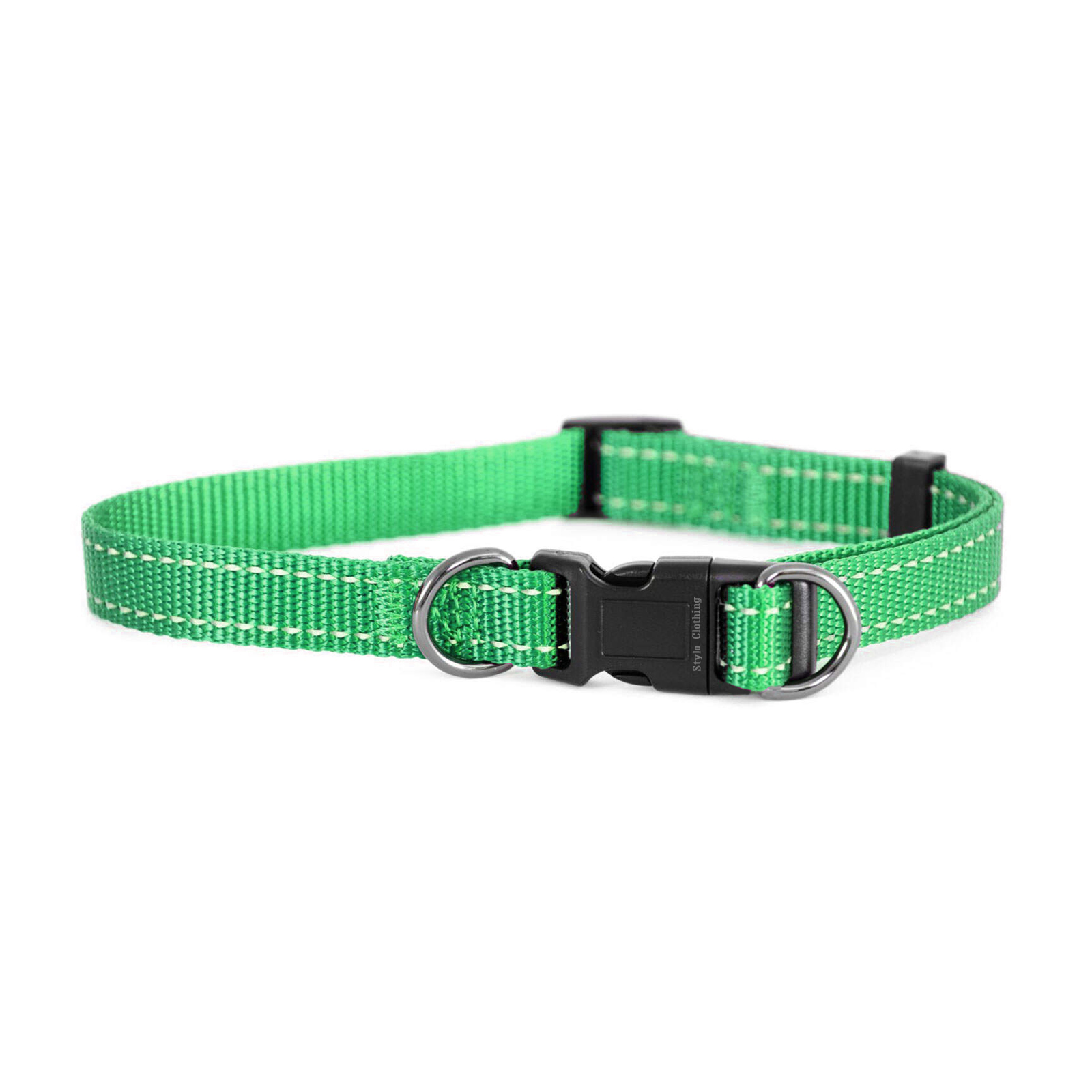 Durable nylon collar with snap buckle, perfect for wholesalers looking for custom made pet products